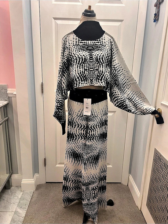 AKIRA Pants - Akira Abstract Wide-Leg Set in Black & White Size Medium NWT